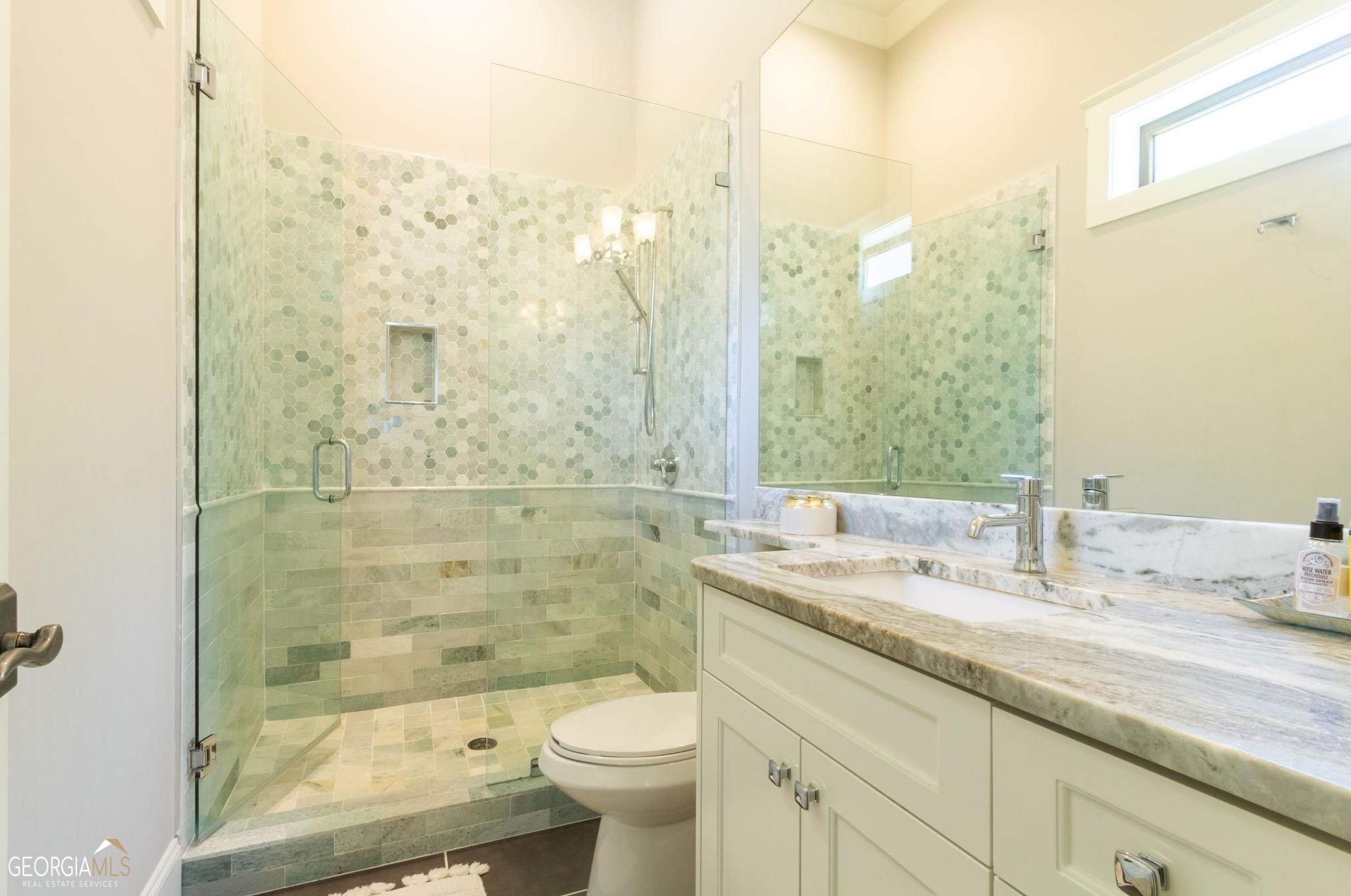 6537 Cox Dr, Flowery Branch GA  30542-2641 exterior