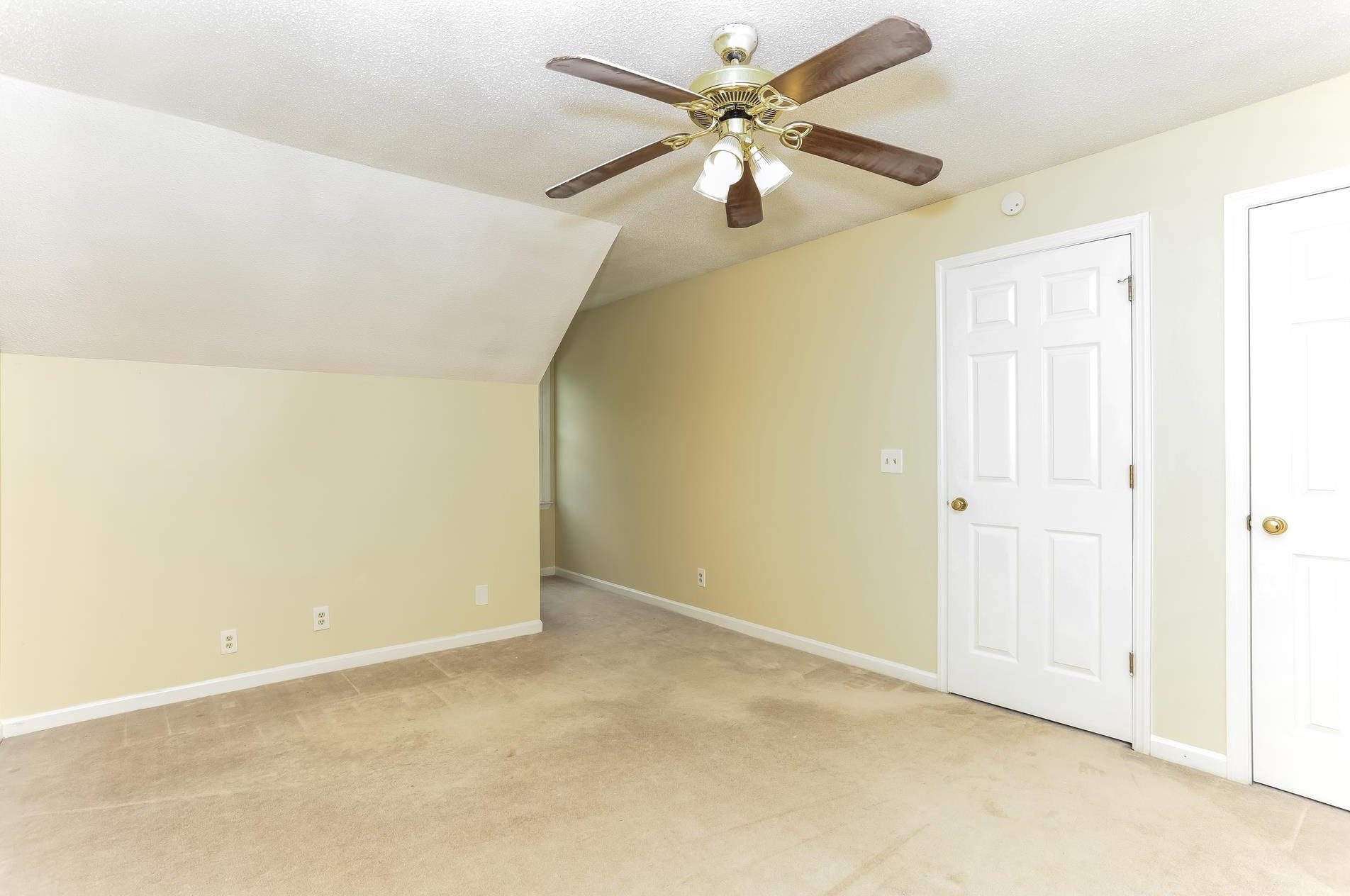 125 Ridge Cir, Macon GA  31210-5030 exterior