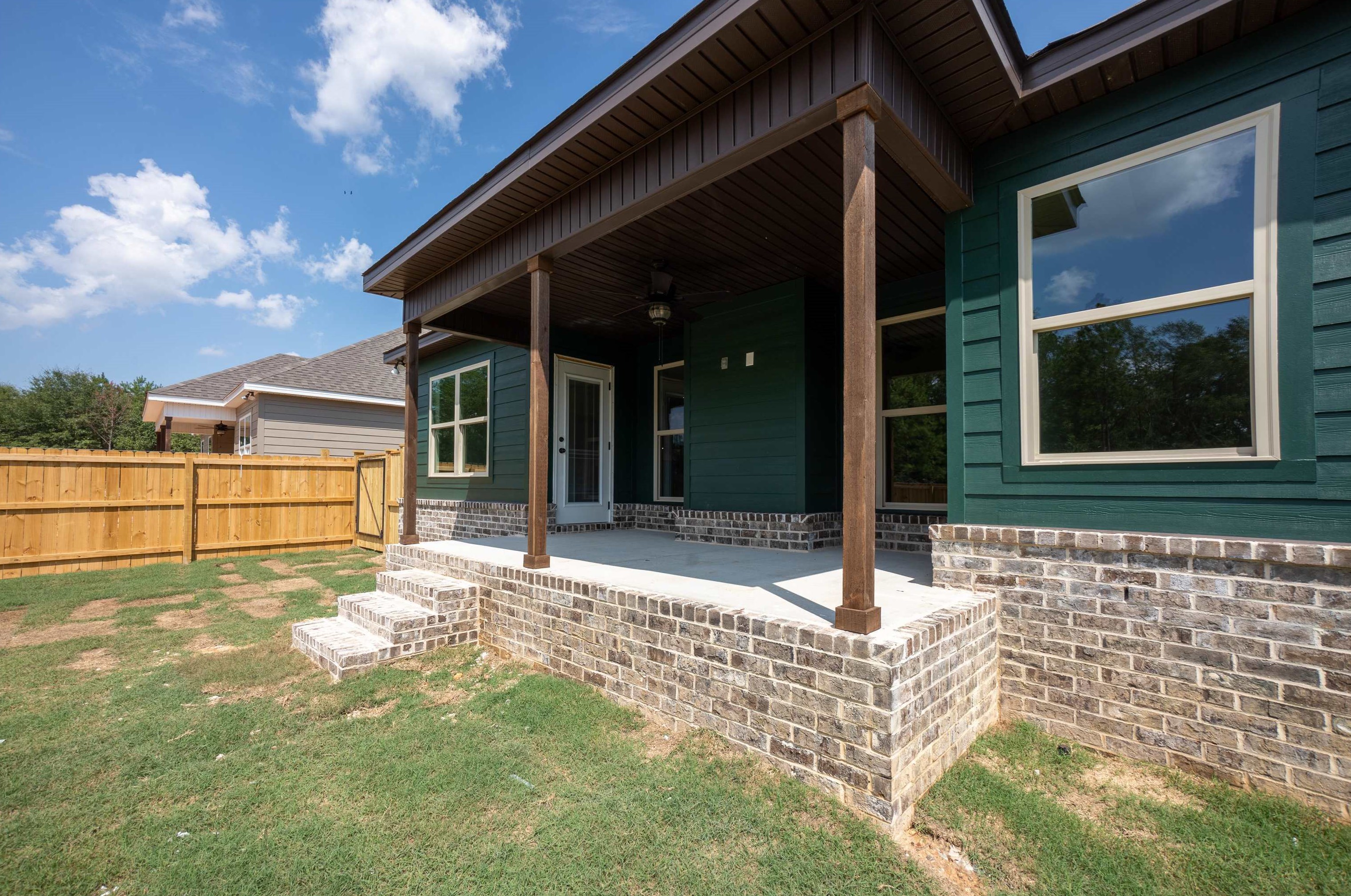 413 New Hope Dr, Perry GA  31069 exterior