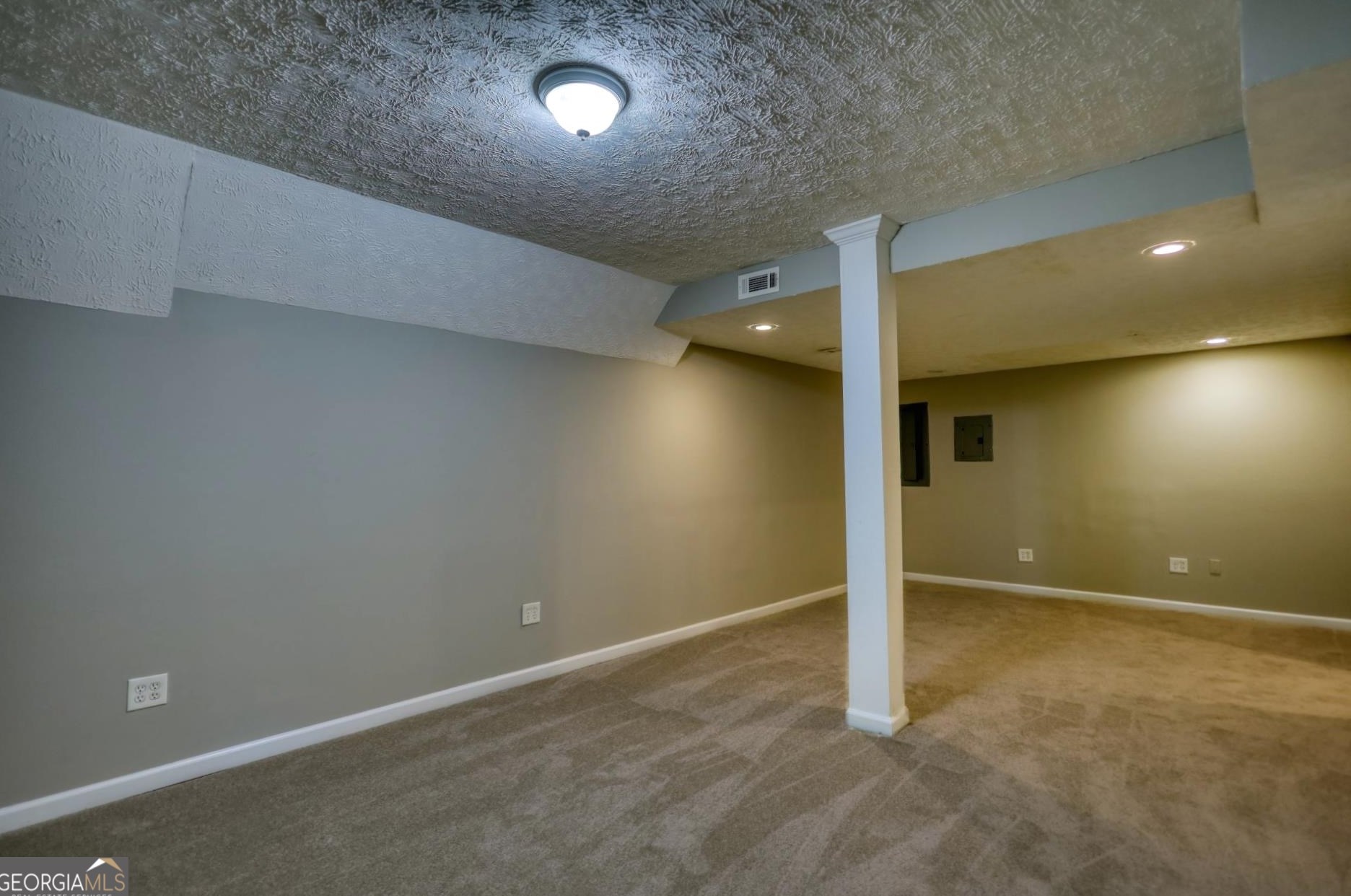 2521 Highland Golf Course Dr, Conyers GA  30013-1976 exterior