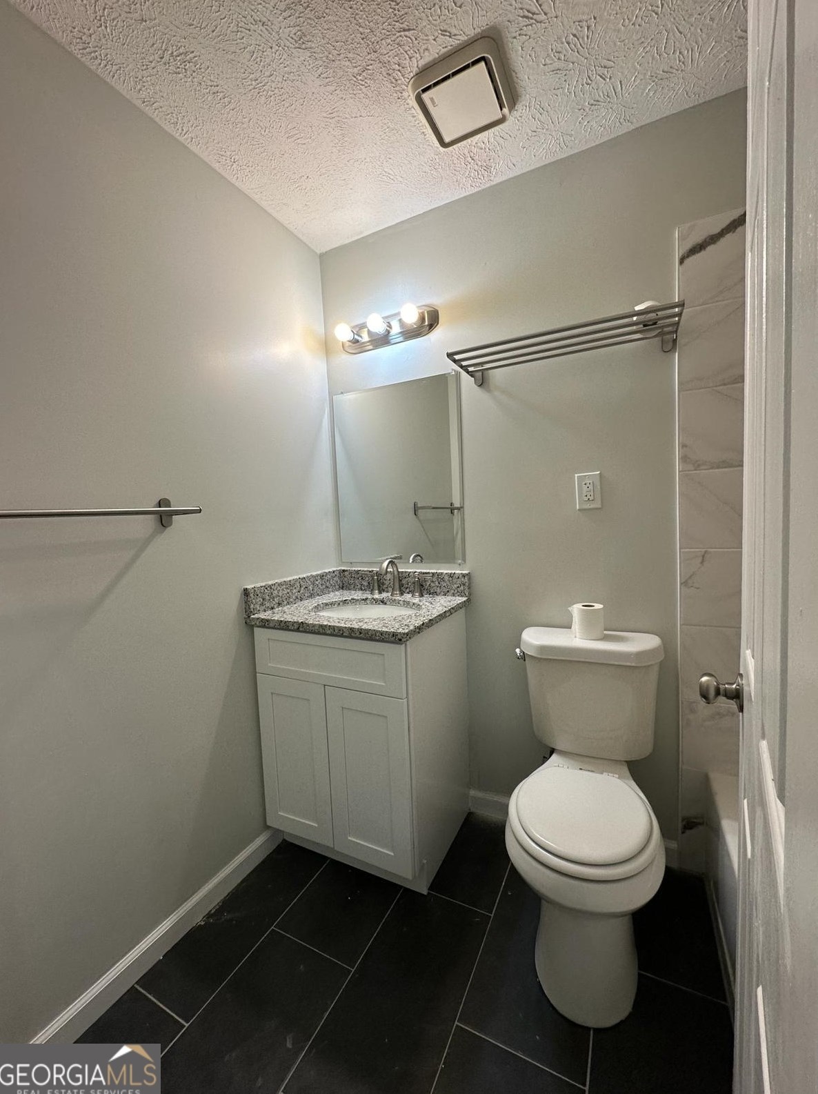 3816 London Dr, Decatur GA  30032-2374 exterior