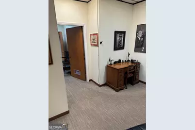 3105 Washington Road, East Point, GA 30344 - Photo 9