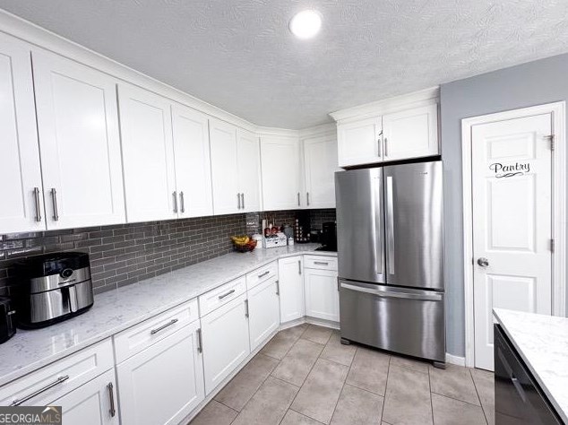 5611 Pipsissewa Dr, Flowery Branch GA  30542-2749 exterior