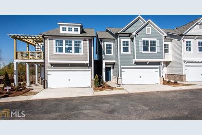 370 370 Hayden Cr Circle - Photo 1
