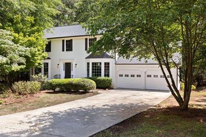 4966 Kings Wood Drive NE, Roswell, GA 30075 - Photo 1