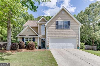 320 Annslee Circle, Loganville, GA 30052 - Photo 1