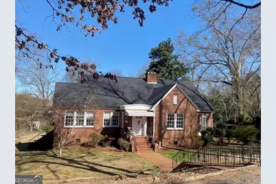 311 E 4th Street, West Point, GA 31833 - Photo 1