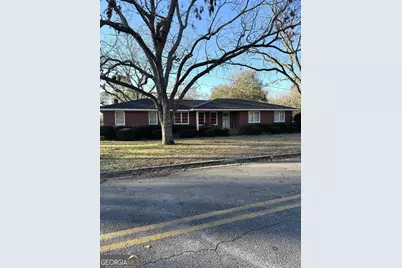 606 Park Avenue, Claxton, GA 30417 - Photo 1