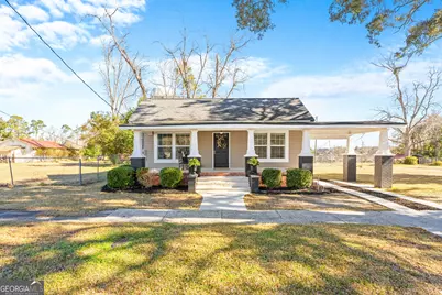 330 N Masonic Street, Millen, GA 30442 - Photo 1
