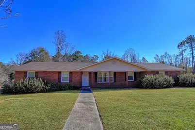 200 Peg Wen Boulevard, Statesboro, GA 30461 - Photo 1