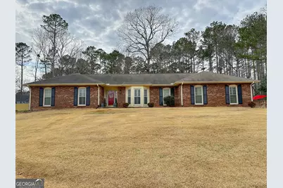 107 Colonial Court, Lagrange, GA 30240 - Photo 1