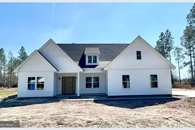 4853 Stanfield Circle, Blackshear, GA 31516 - Photo 1