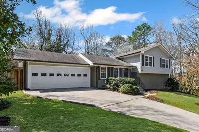 260 Mansell Circle, Roswell, GA 30075 - Photo 1
