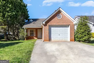 152 Greentree Drive, Newnan, GA 30265 - Photo 1