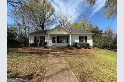 904 Callaway Avenue, Lagrange, GA 30240 - Photo 1