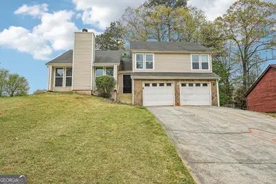 909 Chapman Circle, Stone Mountain, GA 30088 - Photo 1