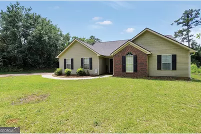 321 Harris Avenue, Locust Grove, GA 30248 - Photo 1