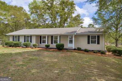 120 Stone Bridge Terrace, Lavonia, GA 30553 - Photo 1
