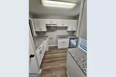 907 River Run Drive, Sandy Springs, GA 30350 - Photo 1