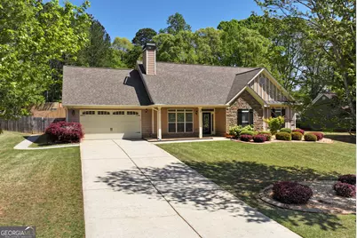 308 Molly Way, Winder, GA 30680 - Photo 1