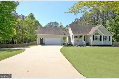 125 Austin Woods Drive, Senoia, GA 30276 - Photo 1