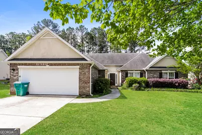 121 Crestwood Court, Hampton, GA 30228 - Photo 1