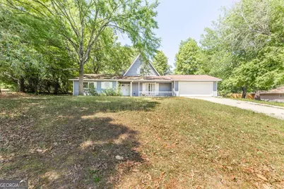 119 Lake Front Drive, Warner Robins, GA 31088 - Photo 1