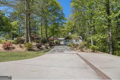 124 Sunny Brook Drive, Newnan, GA 30263 - Photo 1