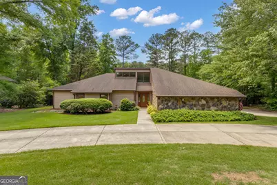 105 Gleneagles Point, Peachtree City, GA 30269 - Photo 1