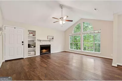 909 Wentworth Court, Alpharetta, GA 30022 - Photo 1