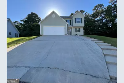 5627 Isleworth Court, Atlanta, GA 30349 - Photo 1