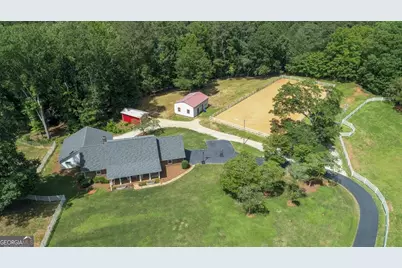 135 Brookshire Drive, Fayetteville, GA 30215 - Photo 1