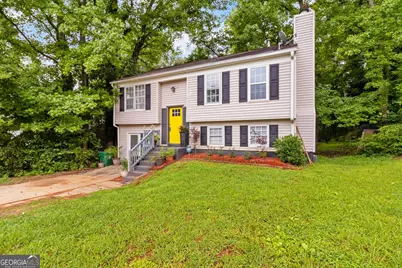 4651 Garden Hills Drive, Stone Mountain, GA 30083 - Photo 1