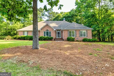 195 Youngs Circle, Fayetteville, GA 30215 - Photo 1