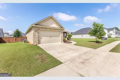 213 Barnyard Way, Perry, GA 31069 - Photo 1