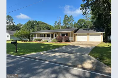 426 Pine Haven Drive, Eastman, GA 31023 - Photo 1