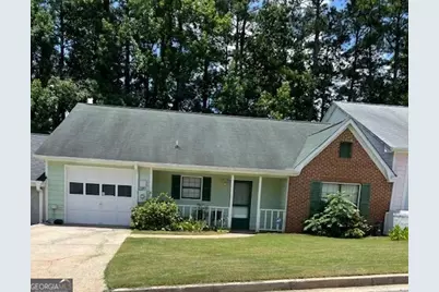 207 Oak Circle N, Stockbridge, GA 30281 - Photo 1