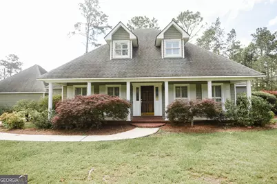 223 E Amberwood Drive E, Vidalia, GA 30474 - Photo 1