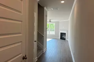 3817 Billabong Trl, Gainesville, GA 30506 - Photo 3