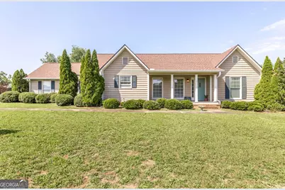 218 Wexford Circle, Bonaire, GA 31005 - Photo 1