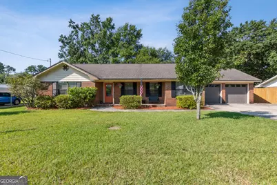 215 W Peach Avenue, Kingsland, GA 31548 - Photo 1