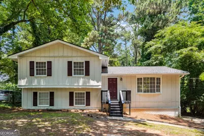 234 Kenilworth Circle, Stone Mountain, GA 30083 - Photo 1