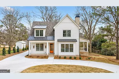 27 Coweta Street, Senoia, GA 30276 - Photo 1