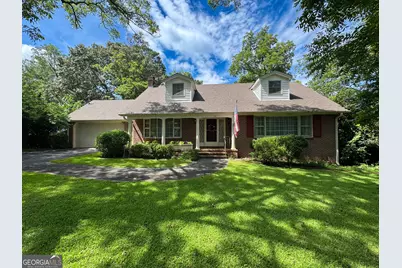 119 Georgia Avenue, Barnesville, GA 30204 - Photo 1