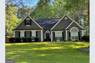 30 Barrington Farms Parkway, Sharpsburg, GA 30277 - Photo 1