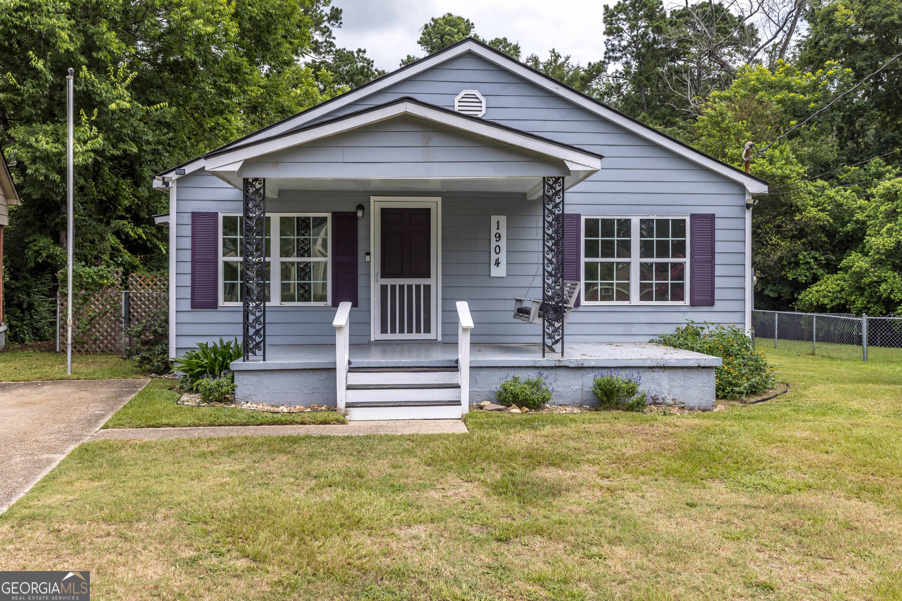 1904 18th St, Phenix City, AL 36867 - MLS 10557492 - Coldwell Banker