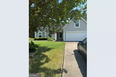 10381 Commons Crossing, Jonesboro, GA 30238 - Photo 1