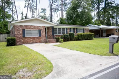 904 Richmond Avenue, Waycross, GA 31503 - Photo 1