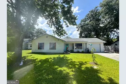 102 Pinedale Drive, Saint Marys, GA 31558 - Photo 1