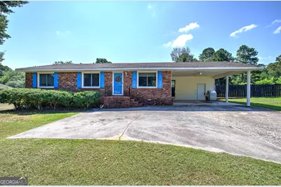 203 Greenview Court, Cedartown, GA 30125 - Photo 1